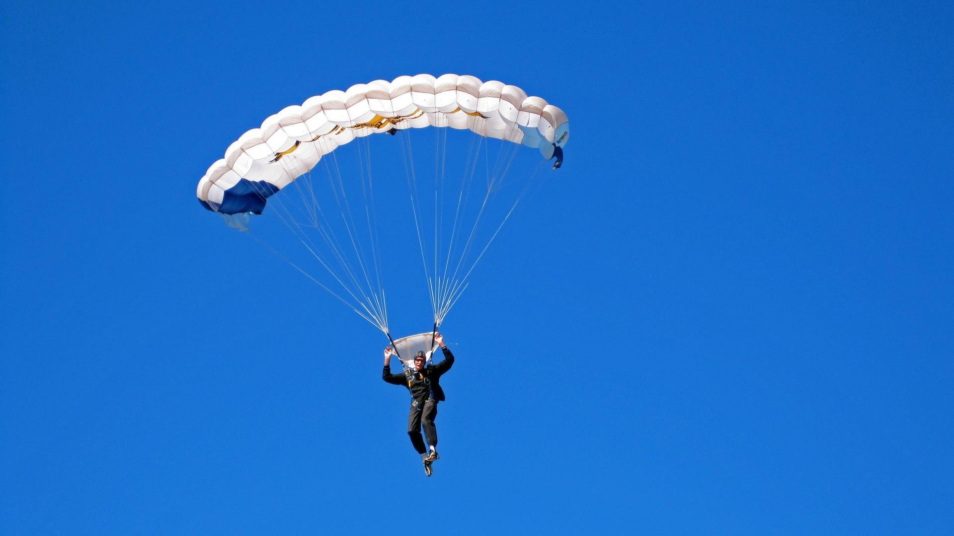 哥伦比亚选手稳中求胜，胜券在握，哥伦比亚阵容分析
