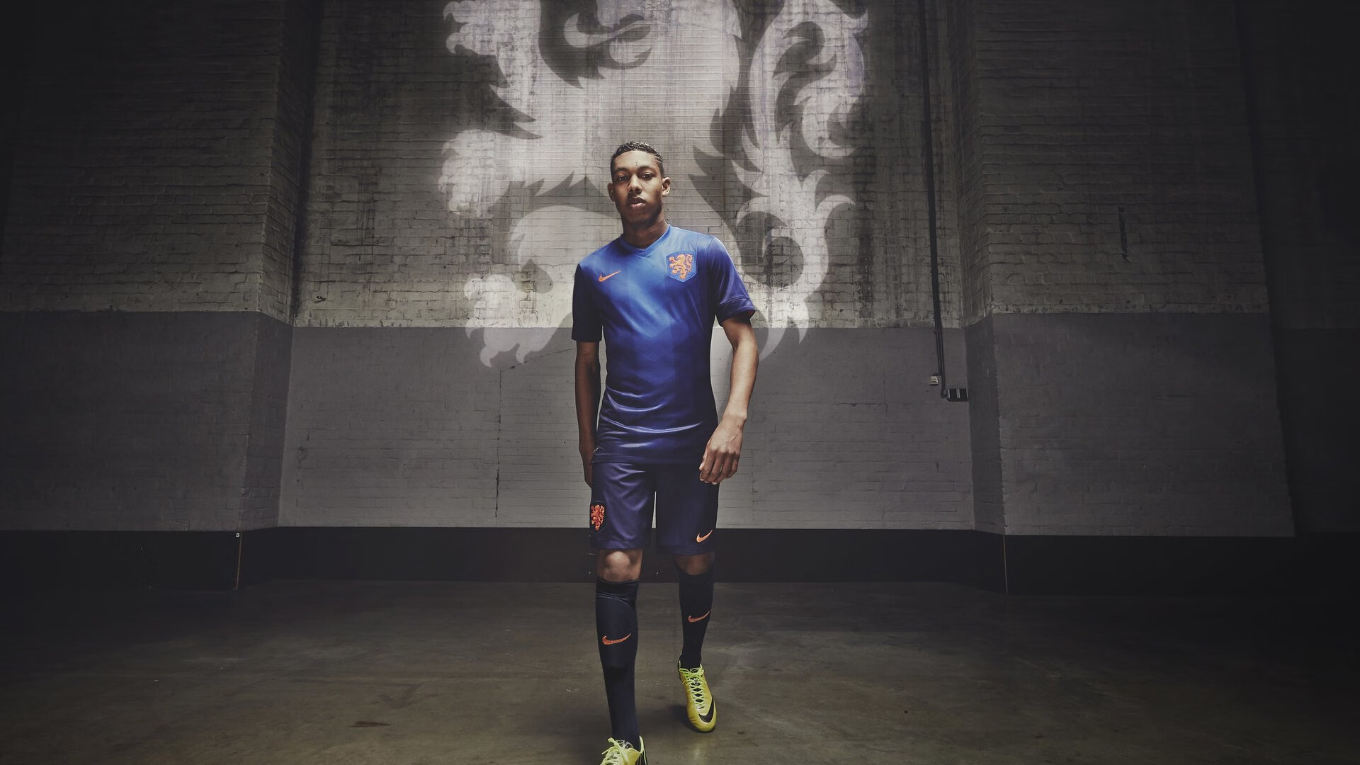 奥预赛中国足球爆冷 球迷呼吁战术革新,奥预赛男足